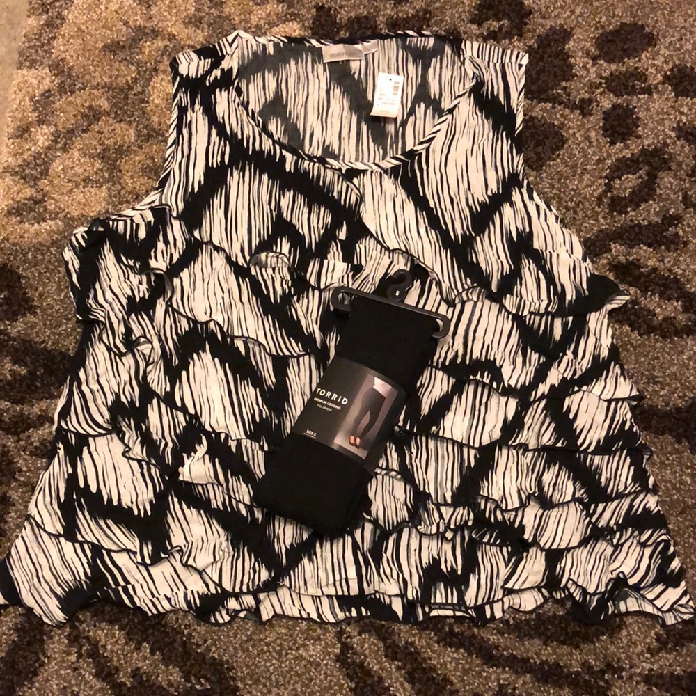 aVeNuE blouse  shirt pants not included